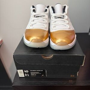 Jordan 11 low closing ceremony